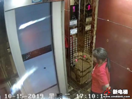 女子被困電梯按緊急按鈕無人應(yīng)答：緊急報警裝置為何成了“擺設(shè)”？