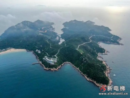 萊茵斜行電梯，山海盛景的助力者