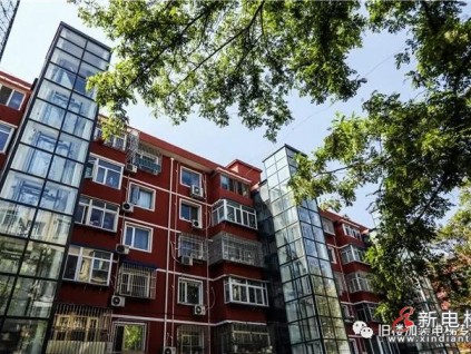 老樓加裝電梯卻因欠費(fèi)停運(yùn)，好事辦好先得講法治立規(guī)矩