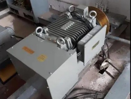 將電梯主機(jī)以舊充新 詐騙維保金 電梯維保公司被立案調(diào)查！