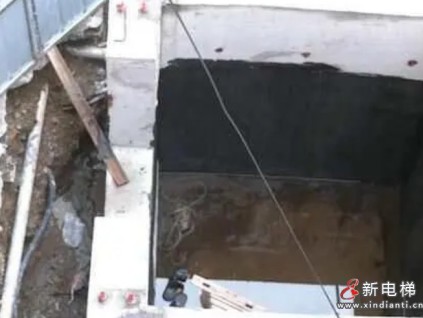 江西吉安一工人電梯井內(nèi)施工突然暈倒，業(yè)主救人不幸身亡，責(zé)任如何劃分？