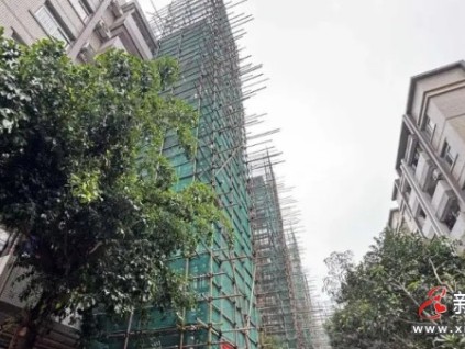 廣東陽江：富康公租房小區(qū)為步梯房加裝35臺電梯