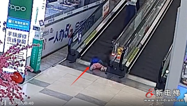 扶梯事故夾人