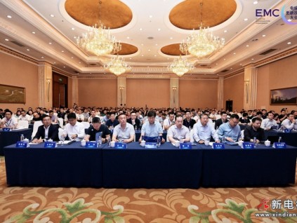 以數(shù)智破界！LINVOL領(lǐng)沃煥新方案亮相電梯更新大會(huì)